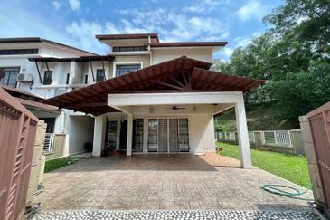 Corner 2 Sty Bukit Jelutong Shah Alam