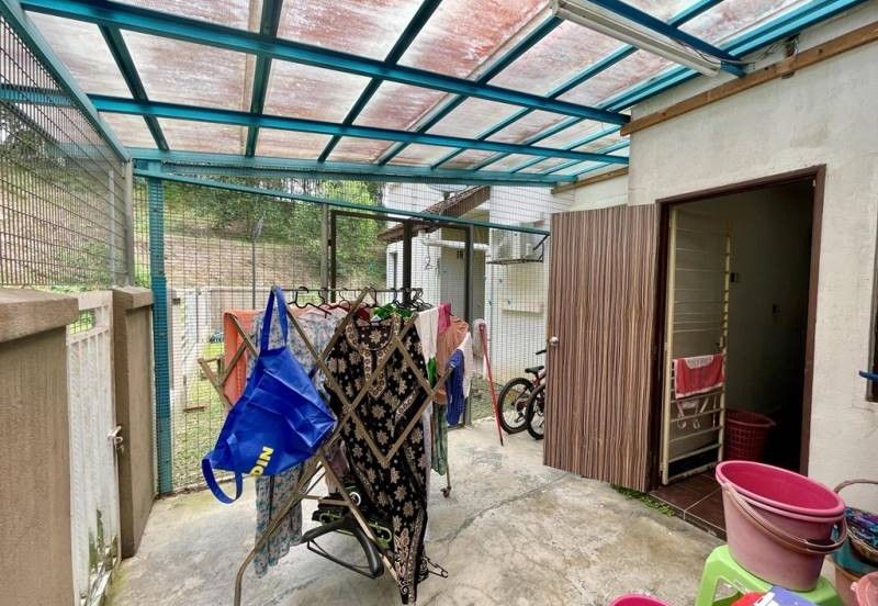 Corner 2 Sty Bukit Jelutong Shah Alam