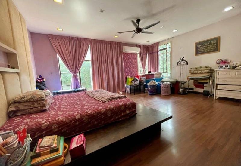 Corner 2 Sty Bukit Jelutong Shah Alam