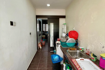 Corner 2 Sty Bukit Jelutong Shah Alam