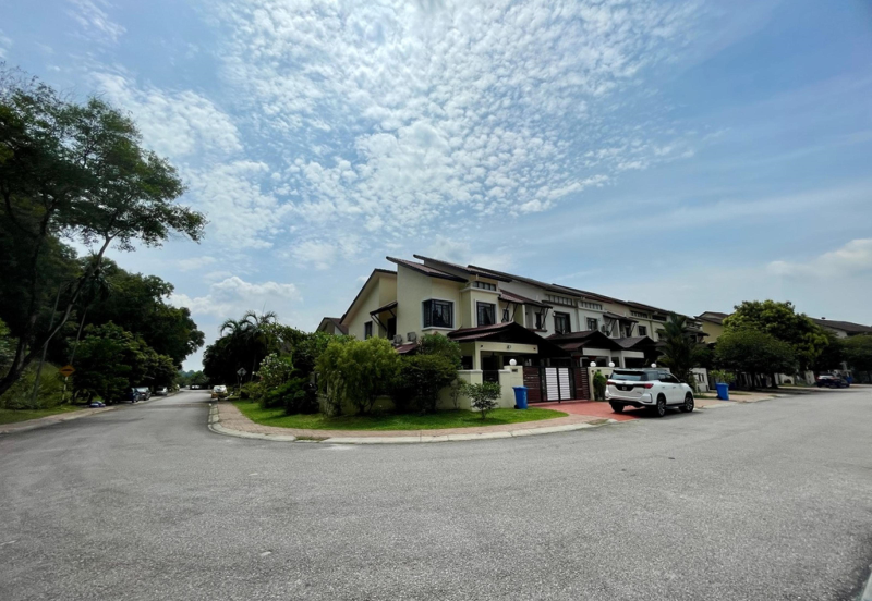 Corner 2 Sty Bukit Jelutong Shah Alam