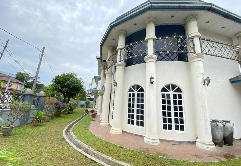 Seksyen 8, Kota Damansara