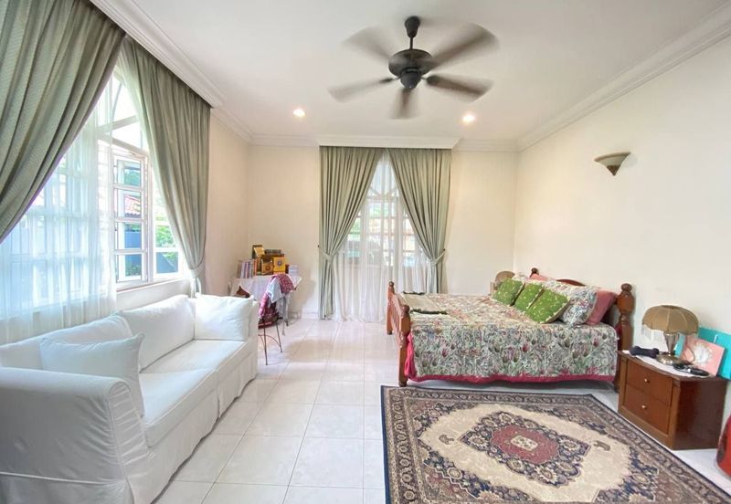 Seksyen 8, Kota Damansara