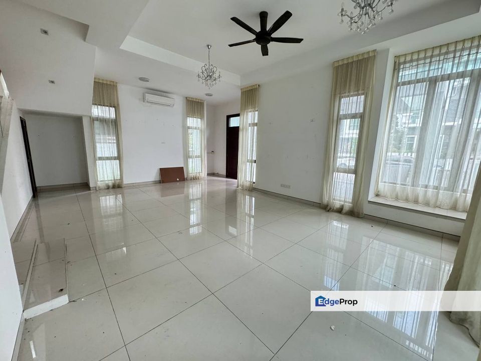 Bungalow 3 Storey Casabella Kota Damansara Pj, Selangor, Kota Damansara