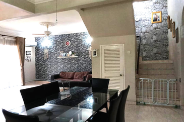 Double Storey U8 Bukit Jelutong Shah Alam