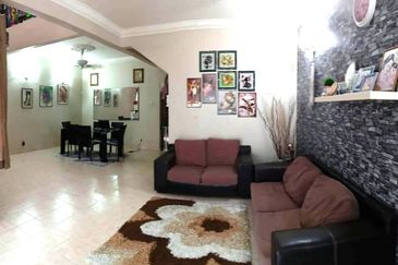 Double Storey U8 Bukit Jelutong Shah Alam