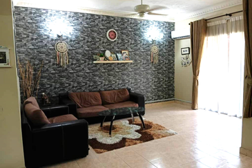 Double Storey U8 Bukit Jelutong Shah Alam