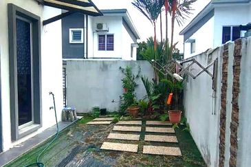 Cahaya SPK, Seksyen U9