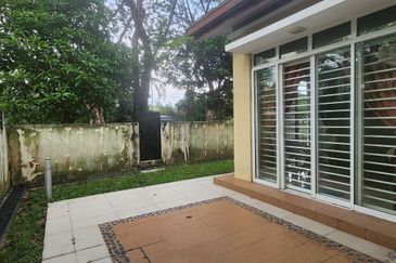 Seksyen 4, Shah Alam