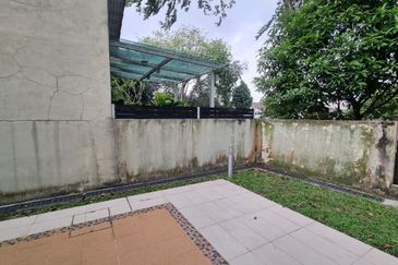 Seksyen 4, Shah Alam