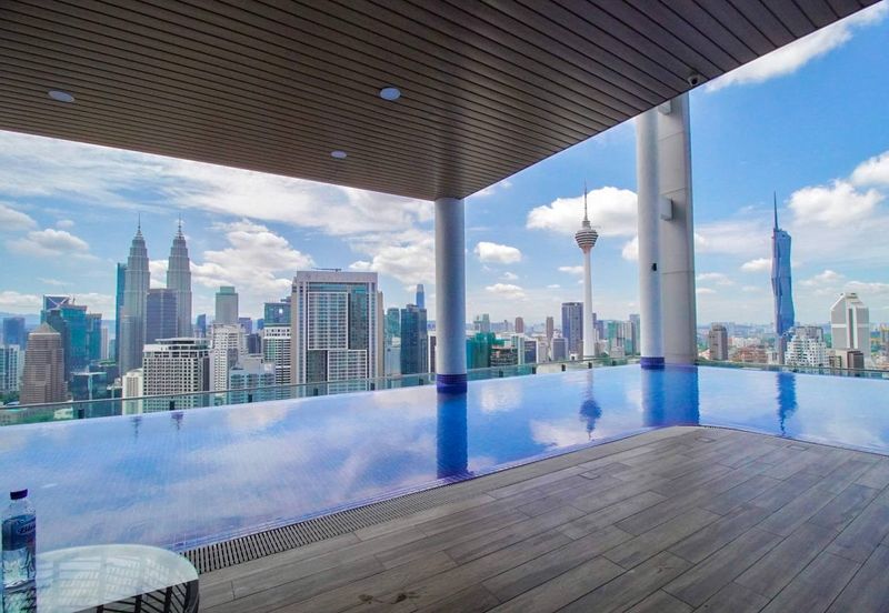 The Luxe by Infinitum