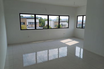 Bandar Baru Salak Tinggi