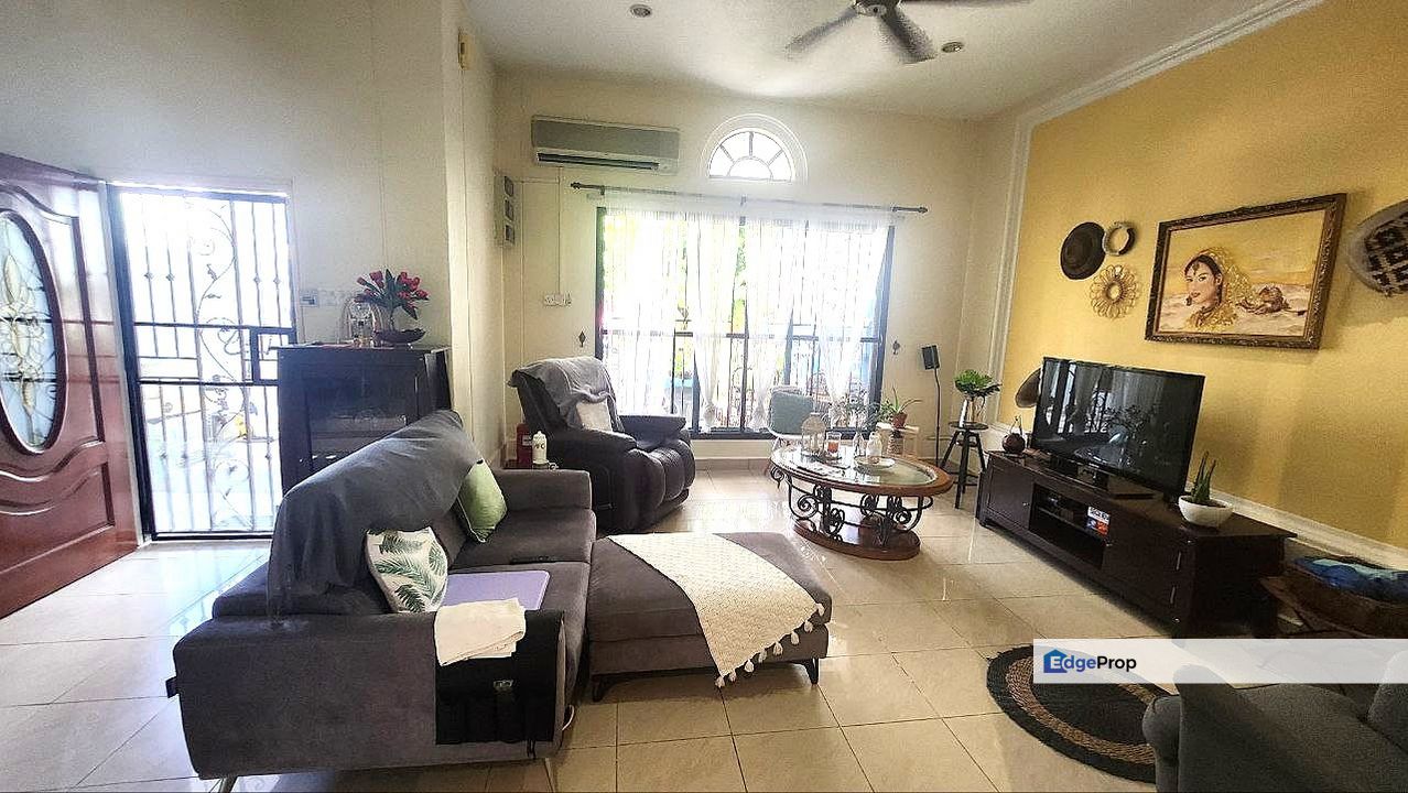 Non Bumi 2.5 Sty Superlink Seksyen 7 Shah Alam, Selangor, Shah Alam