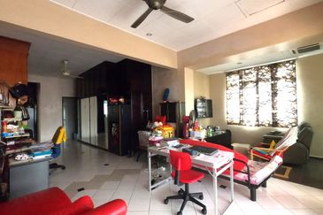 Bandar Tun Hussein Onn