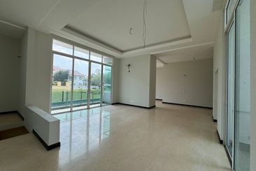 New Bungalow With Pool & Lift Bukit Jelutong Shah Alam