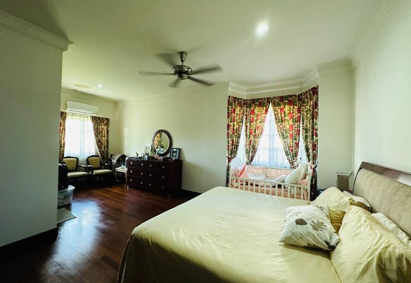 Seksyen 8, Kota Damansara