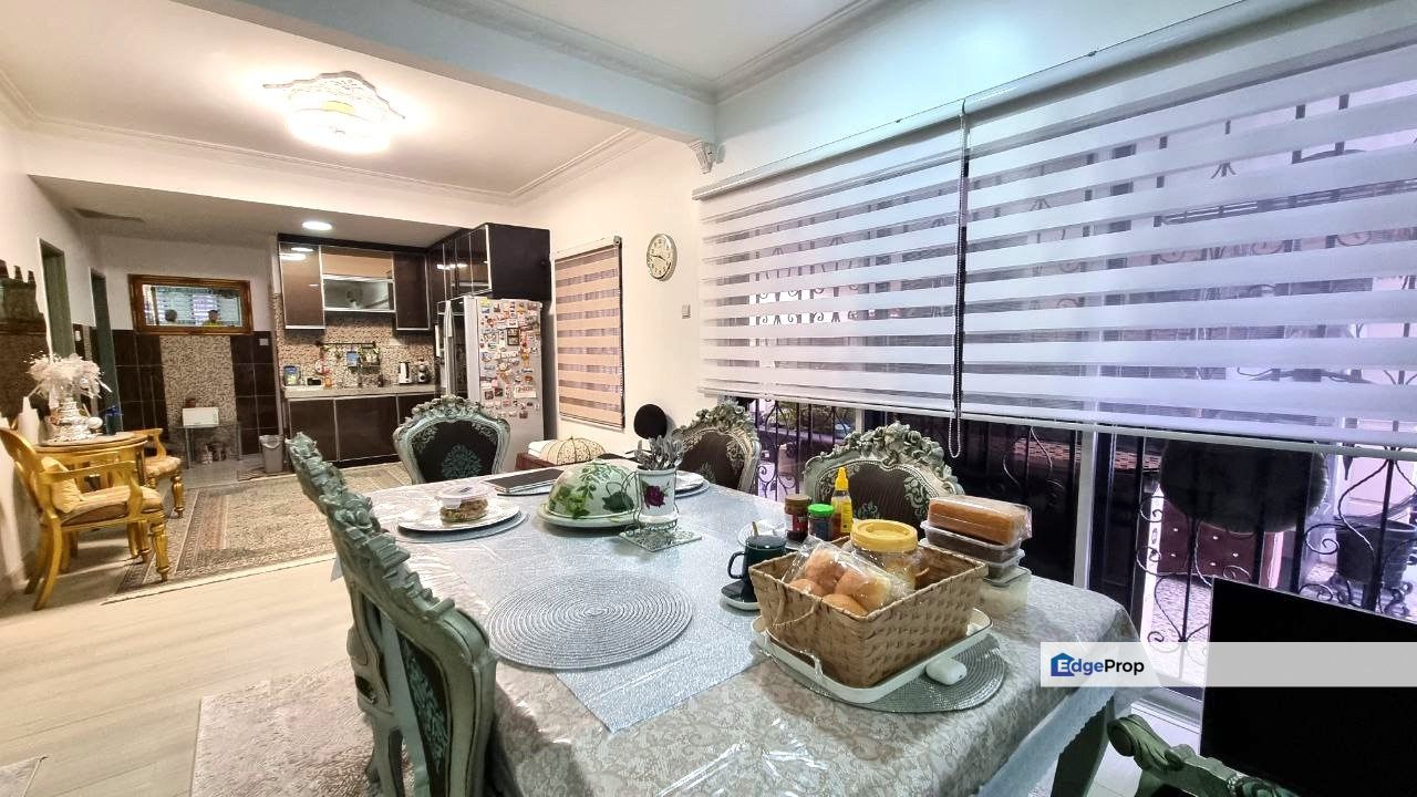 End Lot 2 Storey Superlink U9 Cahaya Spk Shah Alam, Selangor, Shah Alam