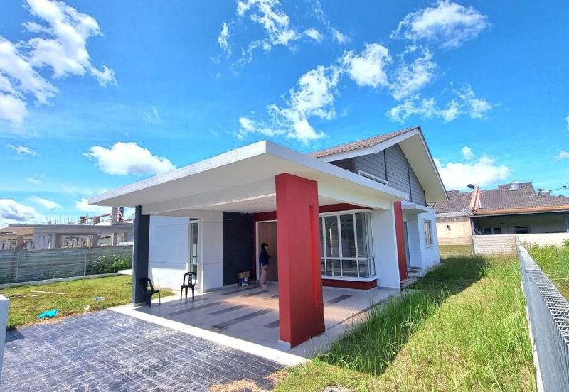 Pulau Indah ( Pulau Lumut )