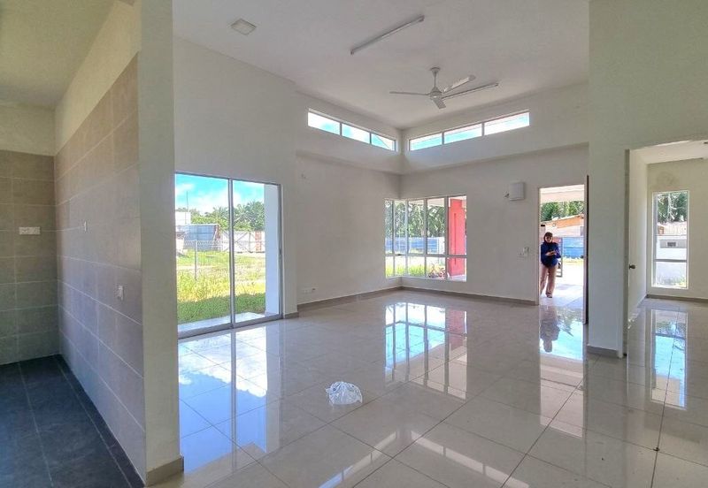 Pulau Indah ( Pulau Lumut )