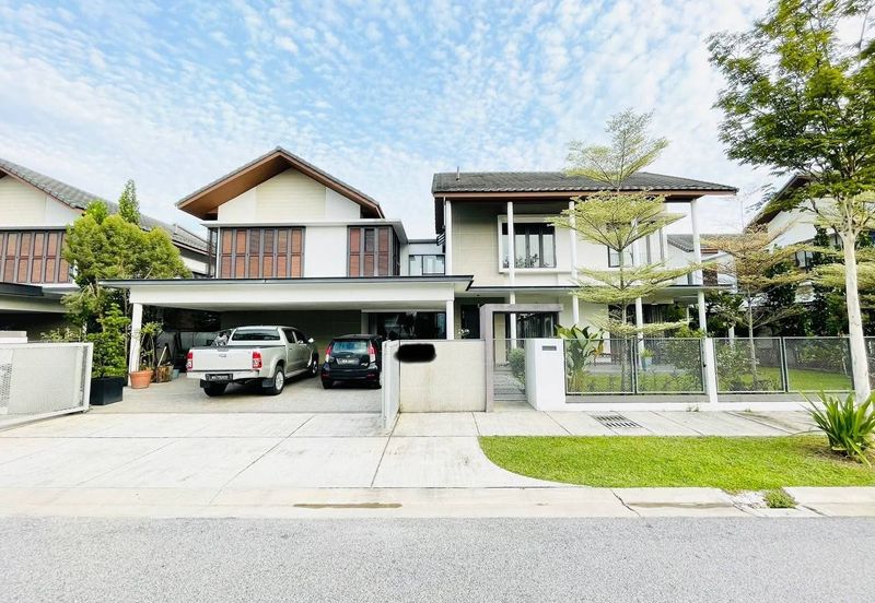 Tiana Elmina Gardens