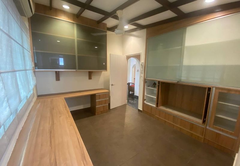 Seksyen 4, Petaling Jaya