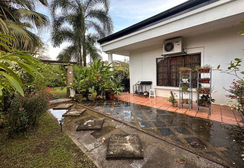 Seksyen 8, Kota Damansara