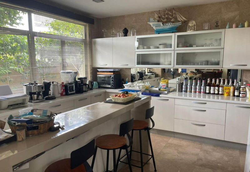 Changkat Kiara Surya