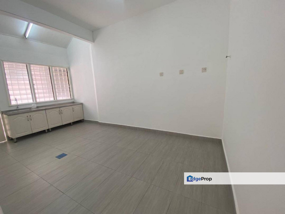 End Lot 2 Storey Usj 2 Subang Jaya, Selangor, USJ