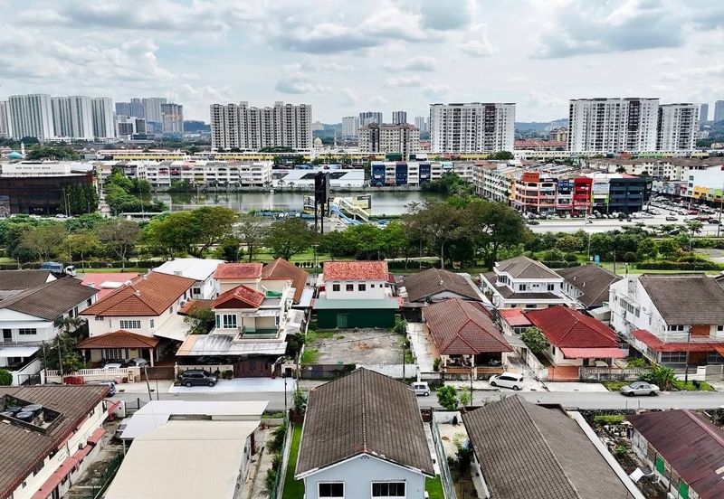 TAMAN BUKIT BERUANG UTAMA SEKSYEN 1