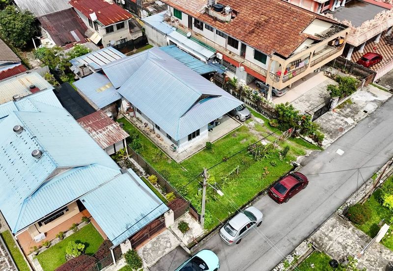 TAMAN BUKIT BERUANG UTAMA SEKSYEN 1