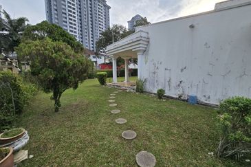 Jalan Dato Abu Bakar, Seksyen 16