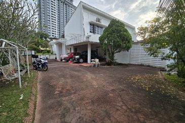 Jalan Dato Abu Bakar, Seksyen 16