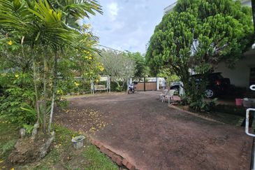 Jalan Dato Abu Bakar, Seksyen 16