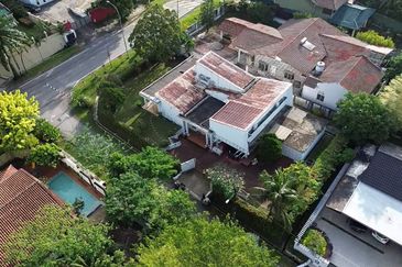 Jalan Dato Abu Bakar, Seksyen 16