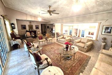 Jalan Dato Abu Bakar, Seksyen 16