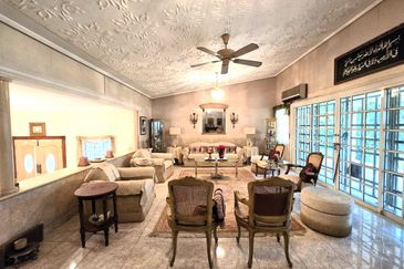 Jalan Dato Abu Bakar, Seksyen 16