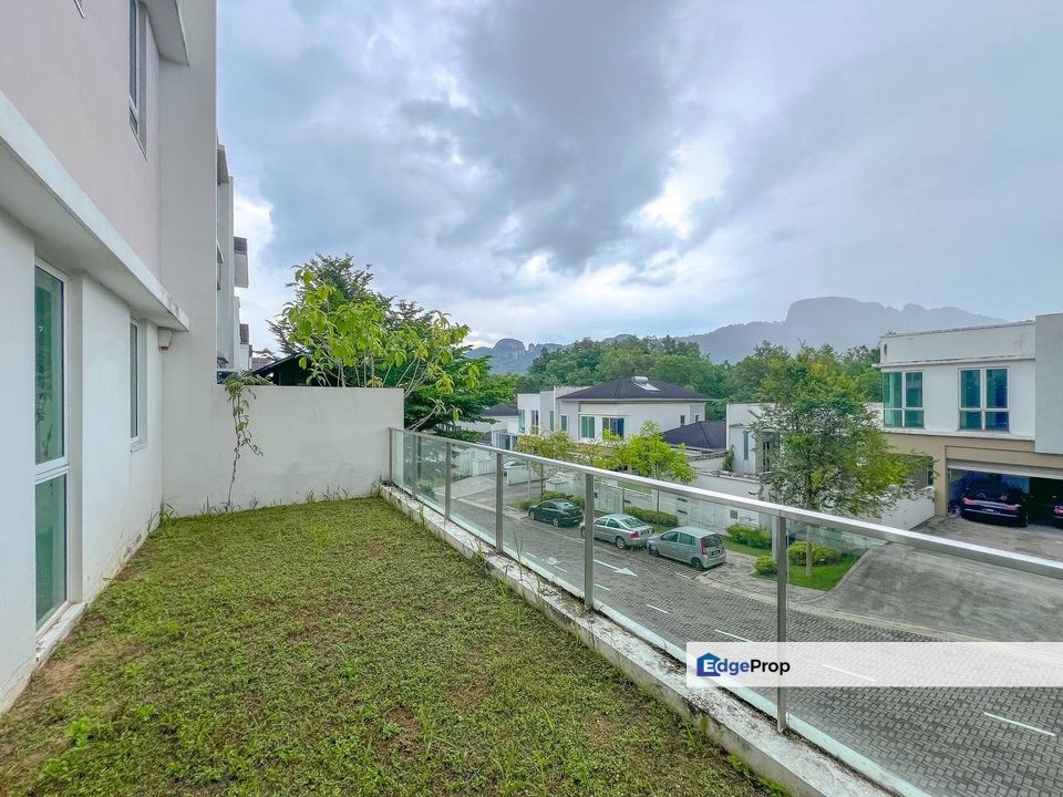 Courtyard Villa 4 Storey Contours Tmn Melawati Kl, Selangor, Taman Melawati