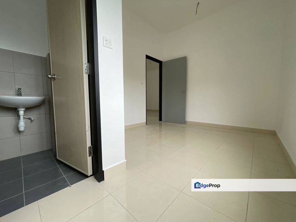 NEW House RM250K Seremban 2 Sty Sikamat Townhouse , Negeri Sembilan, Negeri Sembilan, Seremban