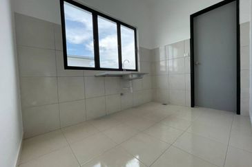 NEW House RM250K Seremban 2 Sty Sikamat Townhouse , Negeri Sembilan