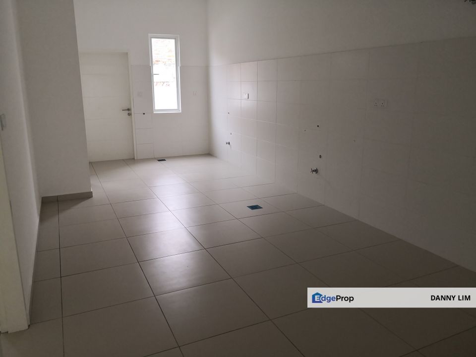 Ara Sendayan Seremban 2 Storey Hill Top near S2 RK Heights, Negeri Sembilan, Seremban