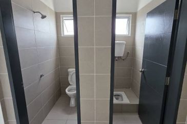 New Seremban 2-Storey ShopLot Facing Main Road Irama Sendayan Biz, Tiara Sendayan, Gadong Jaya, Bandar Sri Sendayan