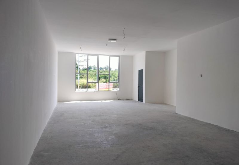 New Seremban 2-Storey ShopLot Facing Main Road Irama Sendayan Biz, Tiara Sendayan, Gadong Jaya, Bandar Sri Sendayan