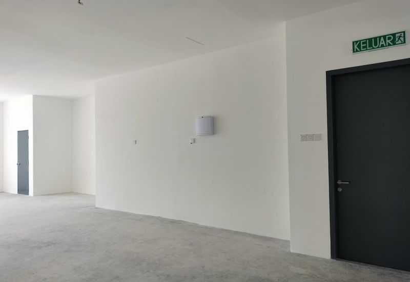 New Seremban 2-Storey ShopLot Facing Main Road Irama Sendayan Biz, Tiara Sendayan, Gadong Jaya, Bandar Sri Sendayan