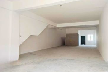 New Seremban 2-Storey ShopLot Facing Main Road Irama Sendayan Biz, Tiara Sendayan, Gadong Jaya, Bandar Sri Sendayan