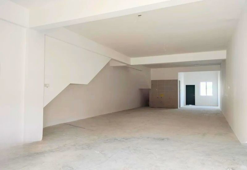 New Seremban 2-Storey ShopLot Facing Main Road Irama Sendayan Biz, Tiara Sendayan, Gadong Jaya, Bandar Sri Sendayan