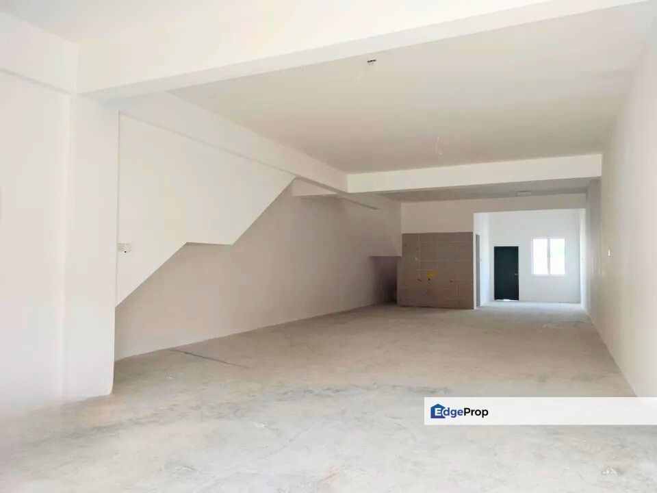 New Seremban 2-Storey ShopLot Facing Main Road Irama Sendayan Biz, Tiara Sendayan, Gadong Jaya, Bandar Sri Sendayan, Negeri Sembilan, Labu