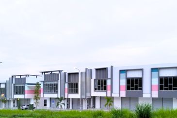 New Seremban 2-Storey ShopLot Facing Main Road Irama Sendayan Biz, Tiara Sendayan, Gadong Jaya, Bandar Sri Sendayan