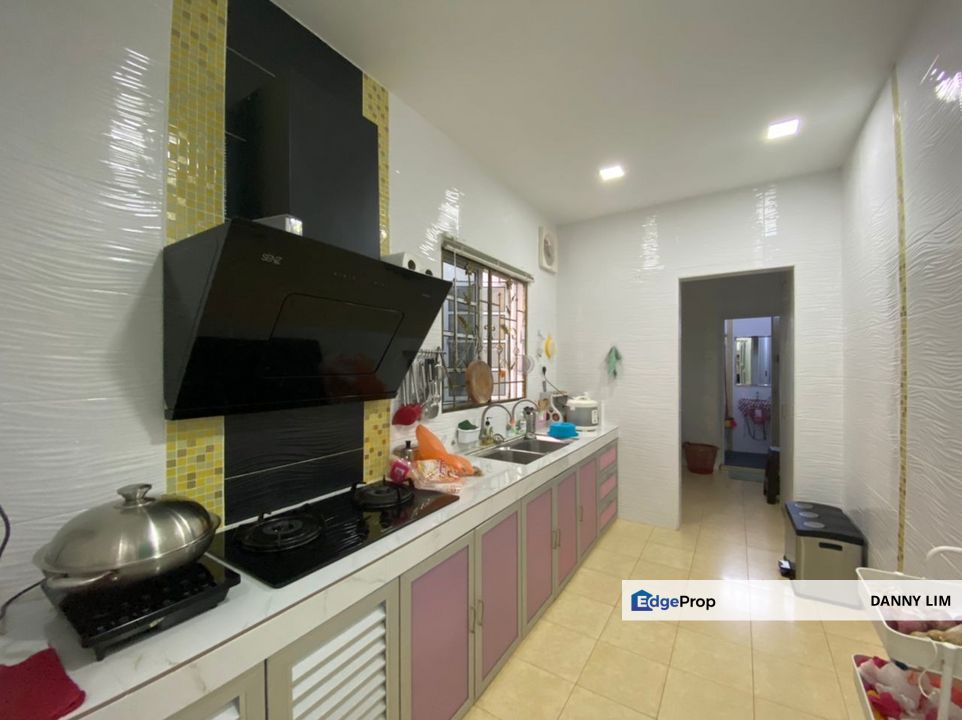 Semi D 40 x 80 Seremban 2 Storey at Sri Pulai 3 Impian Full Renovated, Negeri Sembilan, Seremban