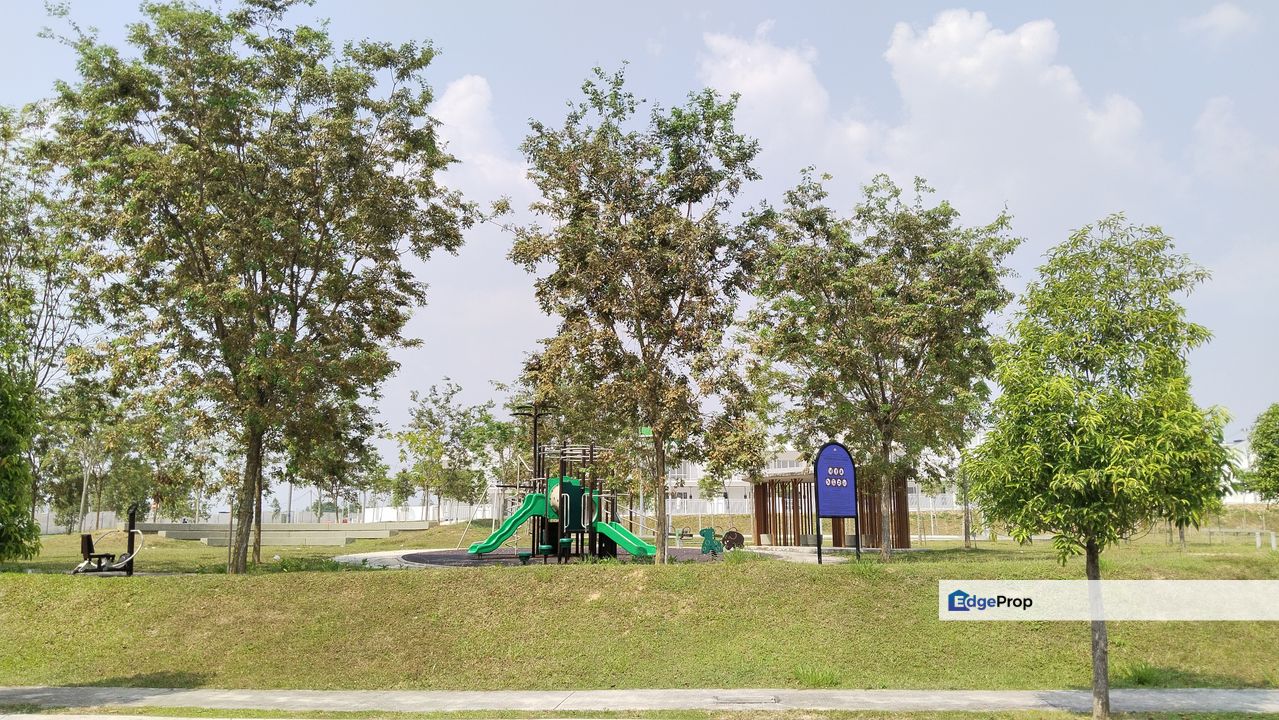 Seremban 2 storey facing Open & Playground - Below Market Value, Negeri Sembilan, Seremban