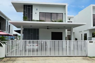 Allysum @ Hijayu 2 @ Resort Homes, Seremban 2 Storey Semi D Bandar Sri Sendayan